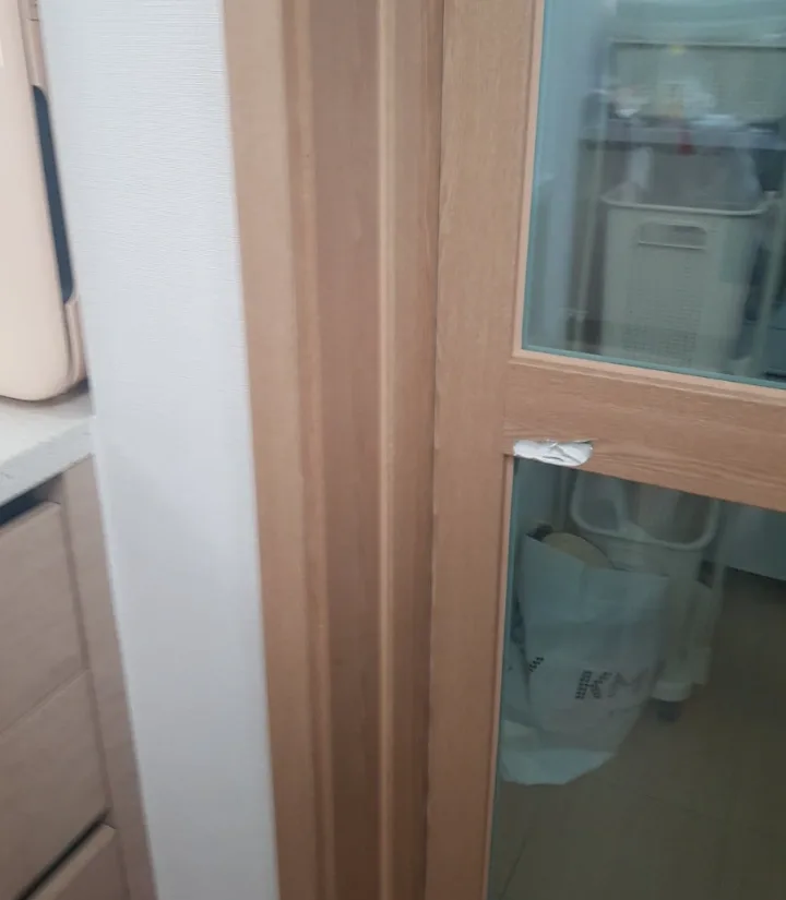 동작 방문경첩교체 시공 후